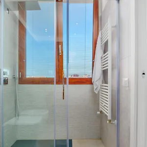 Window On The Sea Apartment